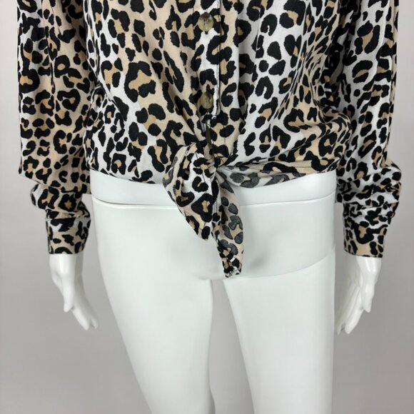 Style Envy Leopard Shirt Women's Medium Tie Hem Button Down Blouse Top - Picture 5 of 9